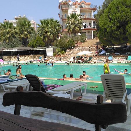 Hotel First Class Didim Buitenkant foto