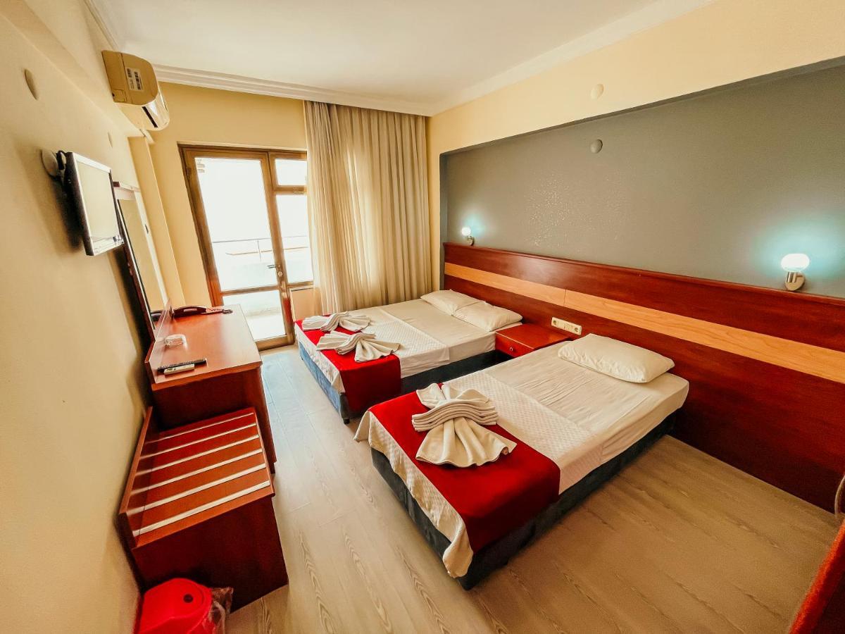 Hotel First Class Didim Buitenkant foto